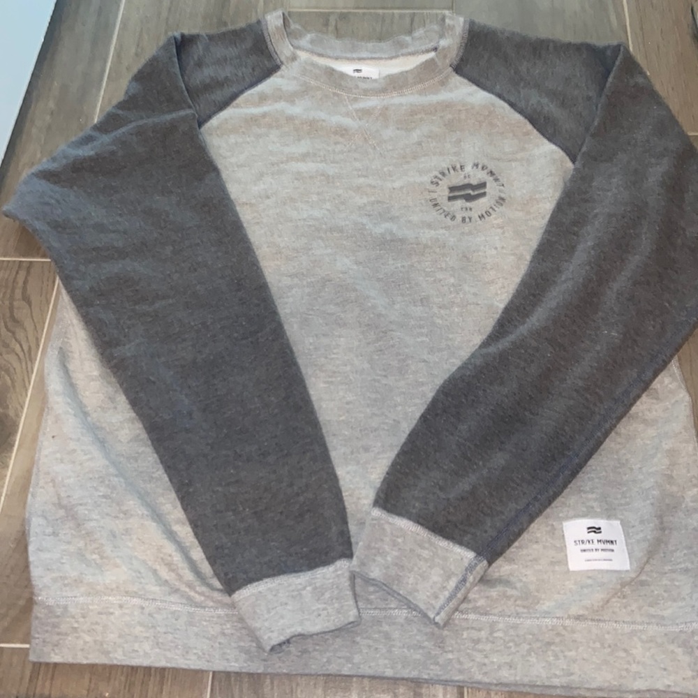 Strike Movement Crew Neck Sweatshirt Size L
